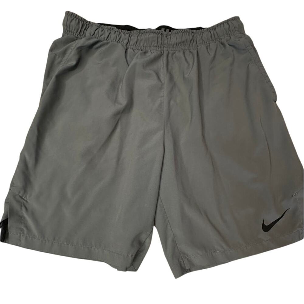 Nike Dri Fit Shorts Gray Mens Large Athletic
